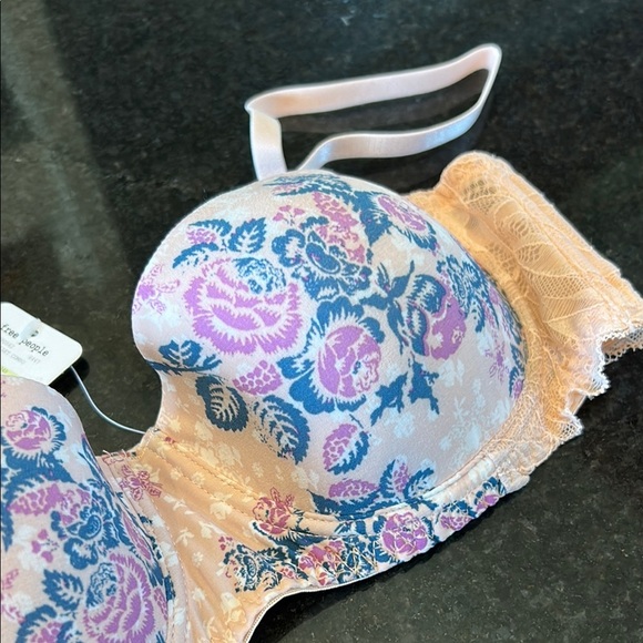 Free People Pink and Blue Bra‎ with Molded Cups - Picture 2 of 8